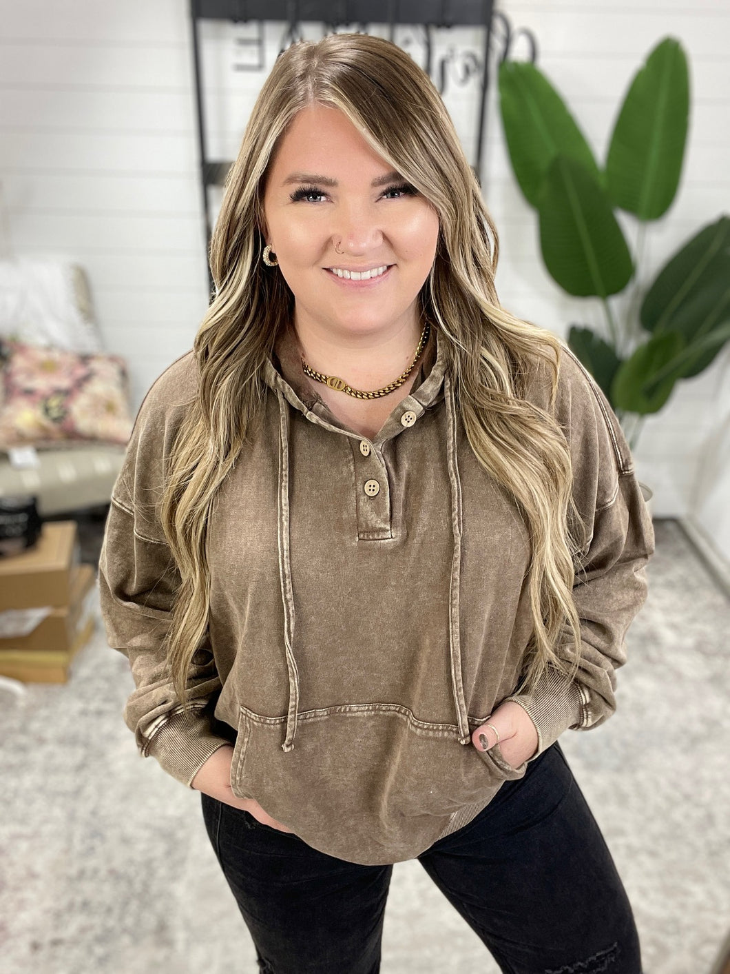 Good Vibes Mineral Wash Hoodie in Coffee