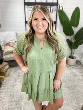 Load image into Gallery viewer, Linen Tiered A-Line Split Neck Dress