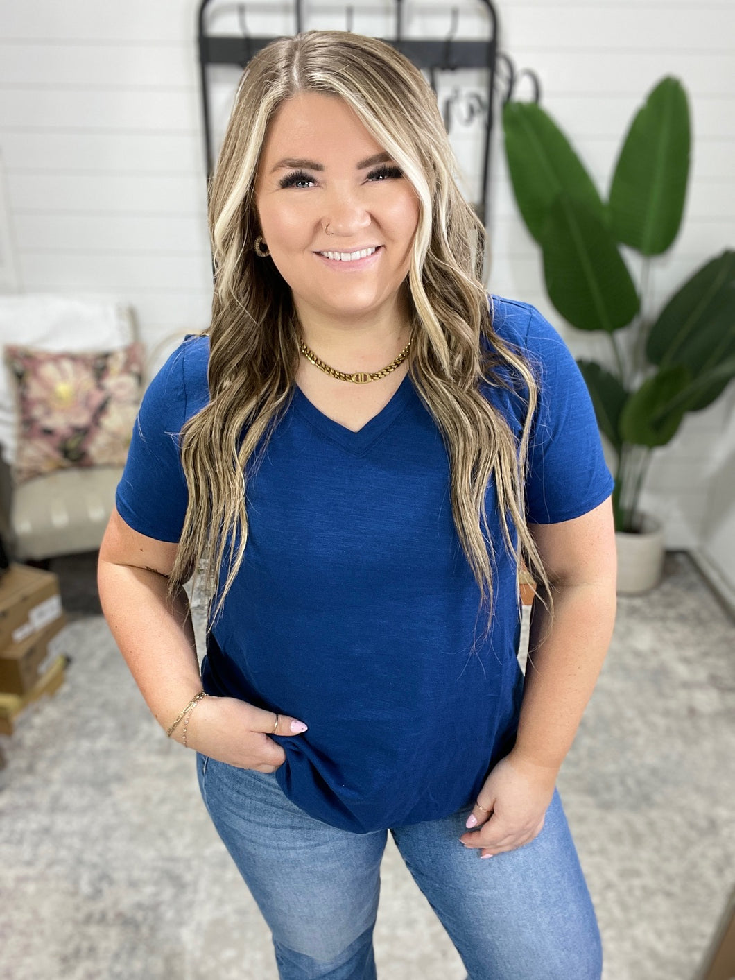 I Don't Have to Choose V-Neck Tee in Navy