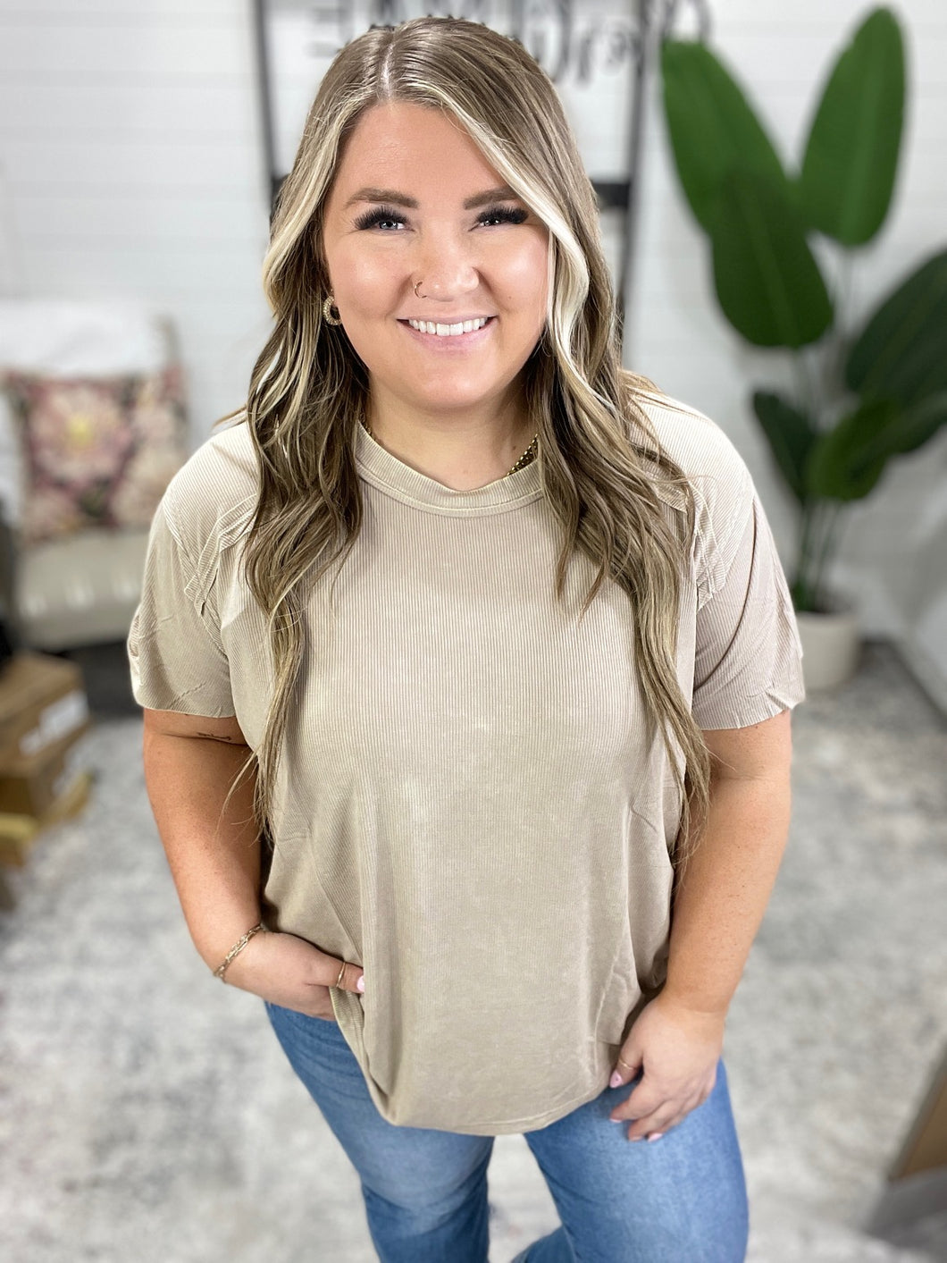 Easy Style Basic Mineral Wash Top in Ash Mocha