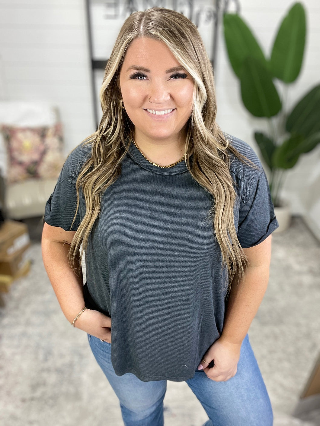 Easy Style Basic Mineral Wash Top in Ash Black