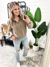 Load image into Gallery viewer, The Everyday Scuba Half Zip Pullover