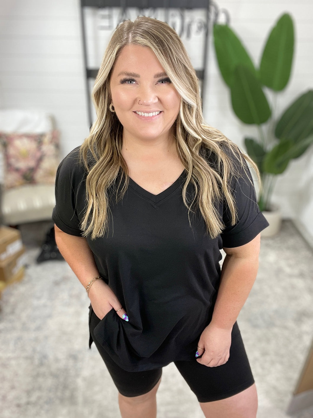 Buttery Soft V-Neck Bike Short Set in Black