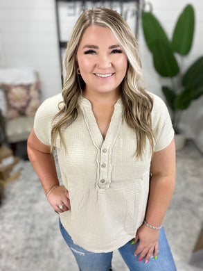 Basic Fade V-Neck Acid Wash Top in Sand Beige