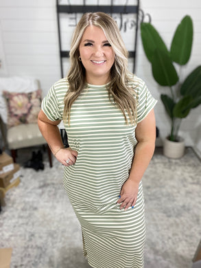 Keep Me Comfy Casual Maxi Dress in Green