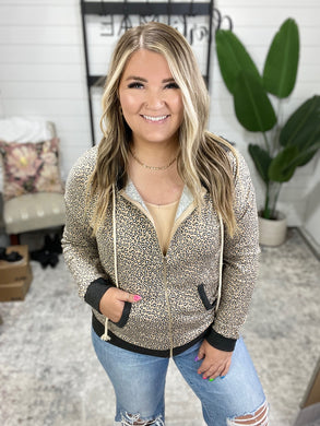 Call of the Wild Contrast Trim Zip Up