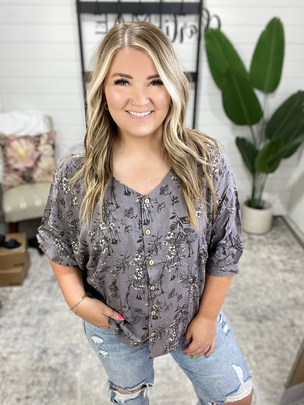 Falling in Deep Crinkle Woven Blouse Dune Grey