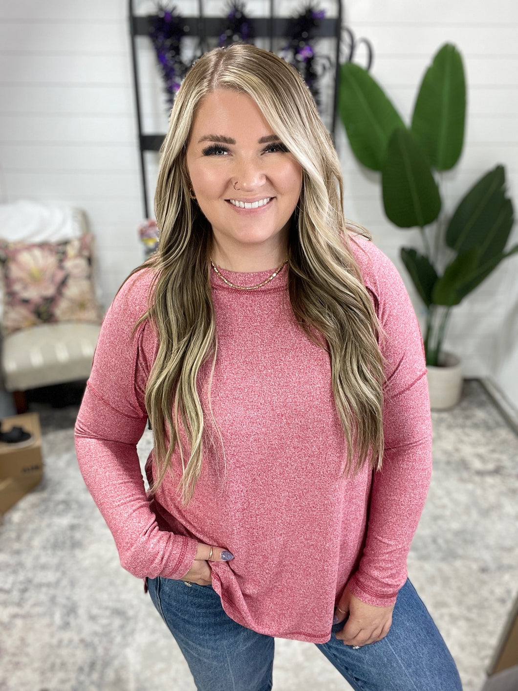 Mellow Mood Heathered Pullover in Dark Red