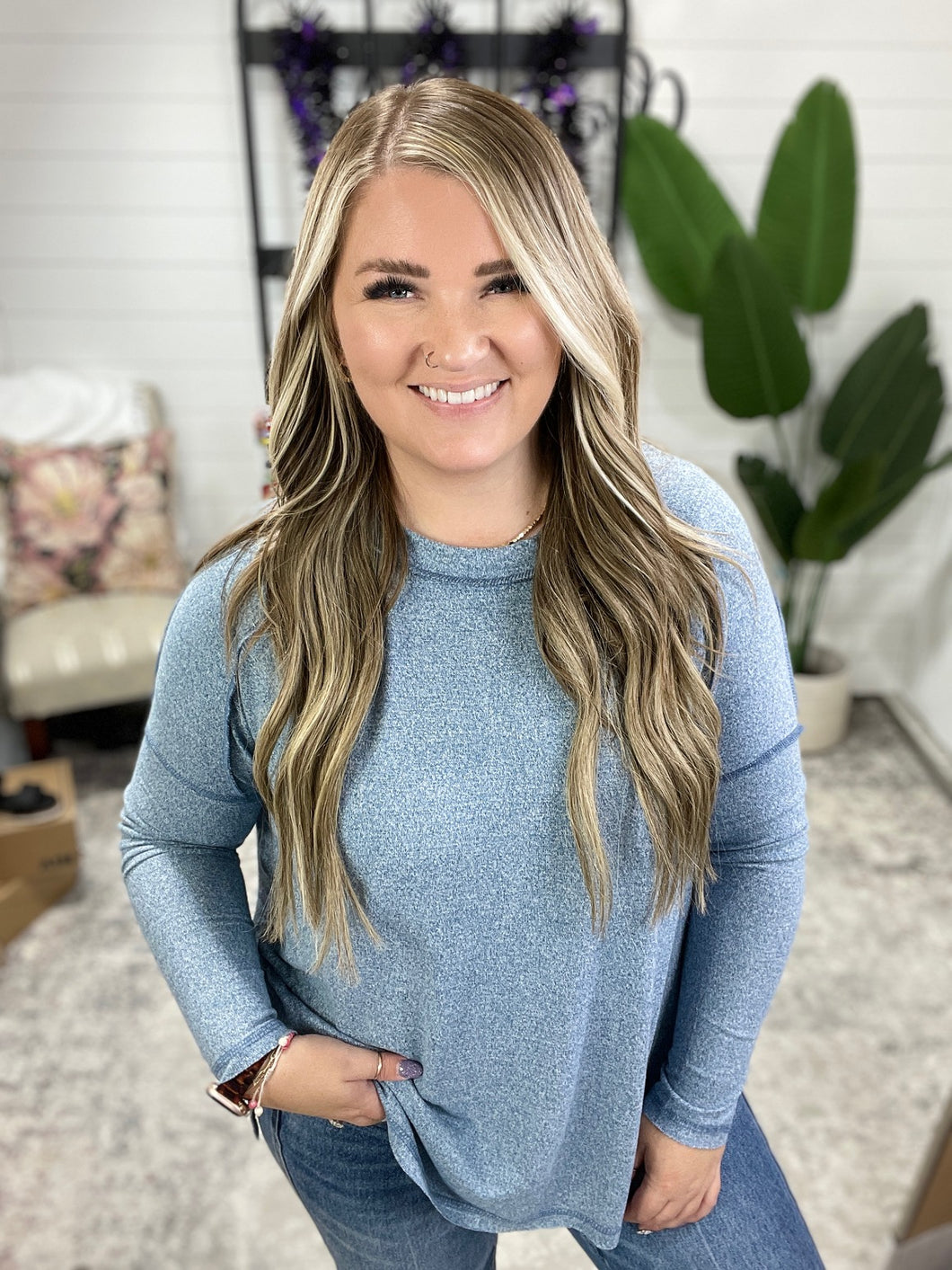 Mellow Mood Heathered Pullover in Dusty Blue