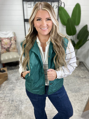 Layering Queen Quilted Puffer Vest in Hunter Green