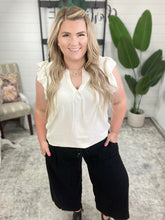 Load image into Gallery viewer, Modern Classic Wide Leg Crop Pants in Black