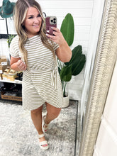 Load image into Gallery viewer, Has Merit Tulip Midi Dress