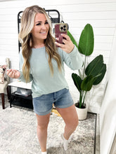 Load image into Gallery viewer, Cuffed Judy Blue Shorts With Cell Phone Back Pocket