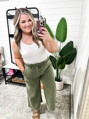 In or Out Wide Leg Cropped Pants Lt Olive
