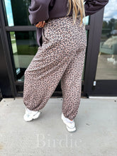 Load image into Gallery viewer, Birdie Spotted Luxe Joggers