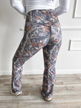 Load image into Gallery viewer, BIRDIE Sculpt Yoga Flare in Timber Haze Camo