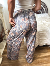 Load image into Gallery viewer, BIRDIE Stretchy Lounge Pants 2.0 in Timber Haze Camo