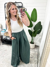 Load image into Gallery viewer, Pleated Wide Leg Pants In Cyprus