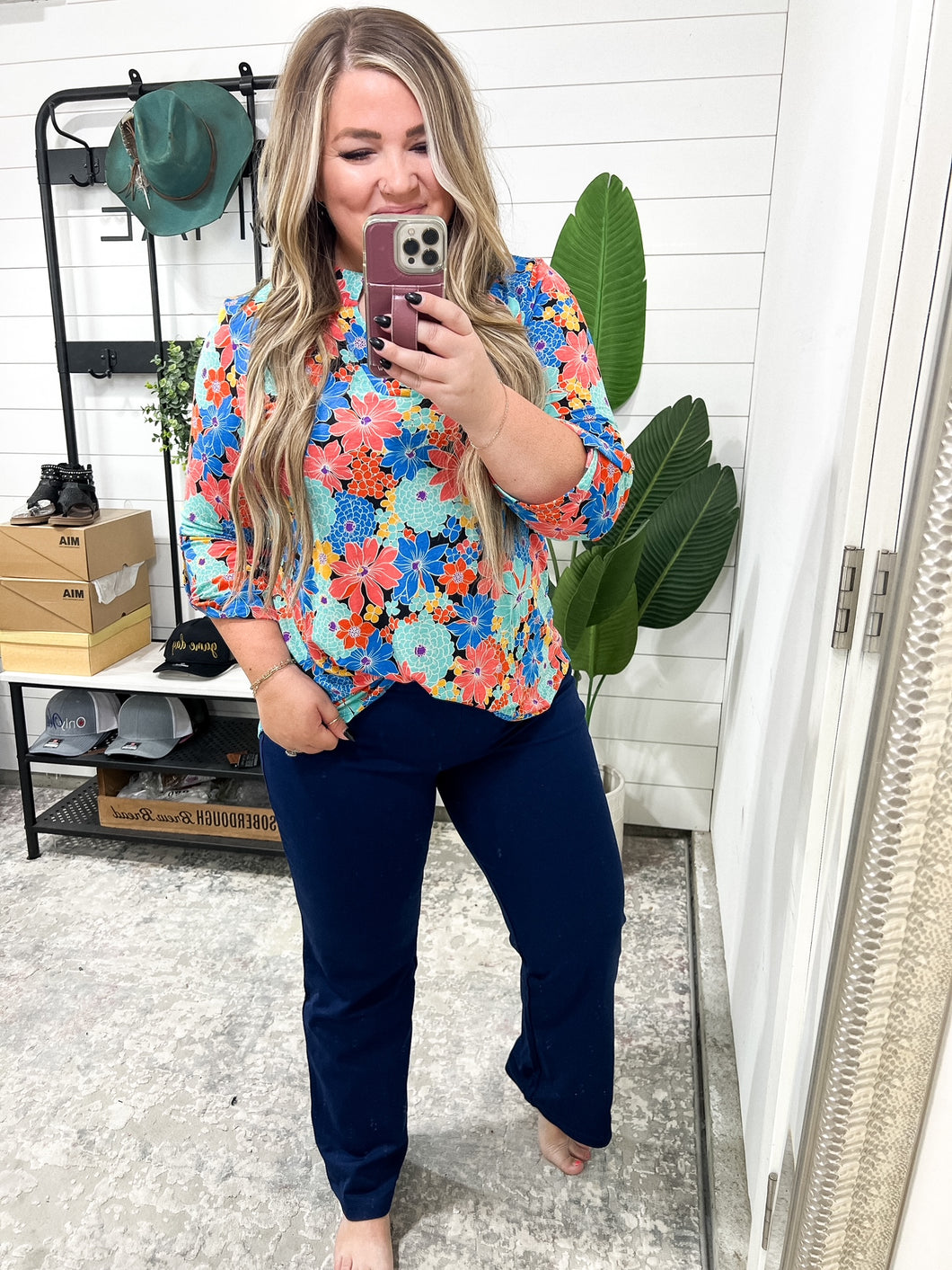 Magic Straight Pants in Navy