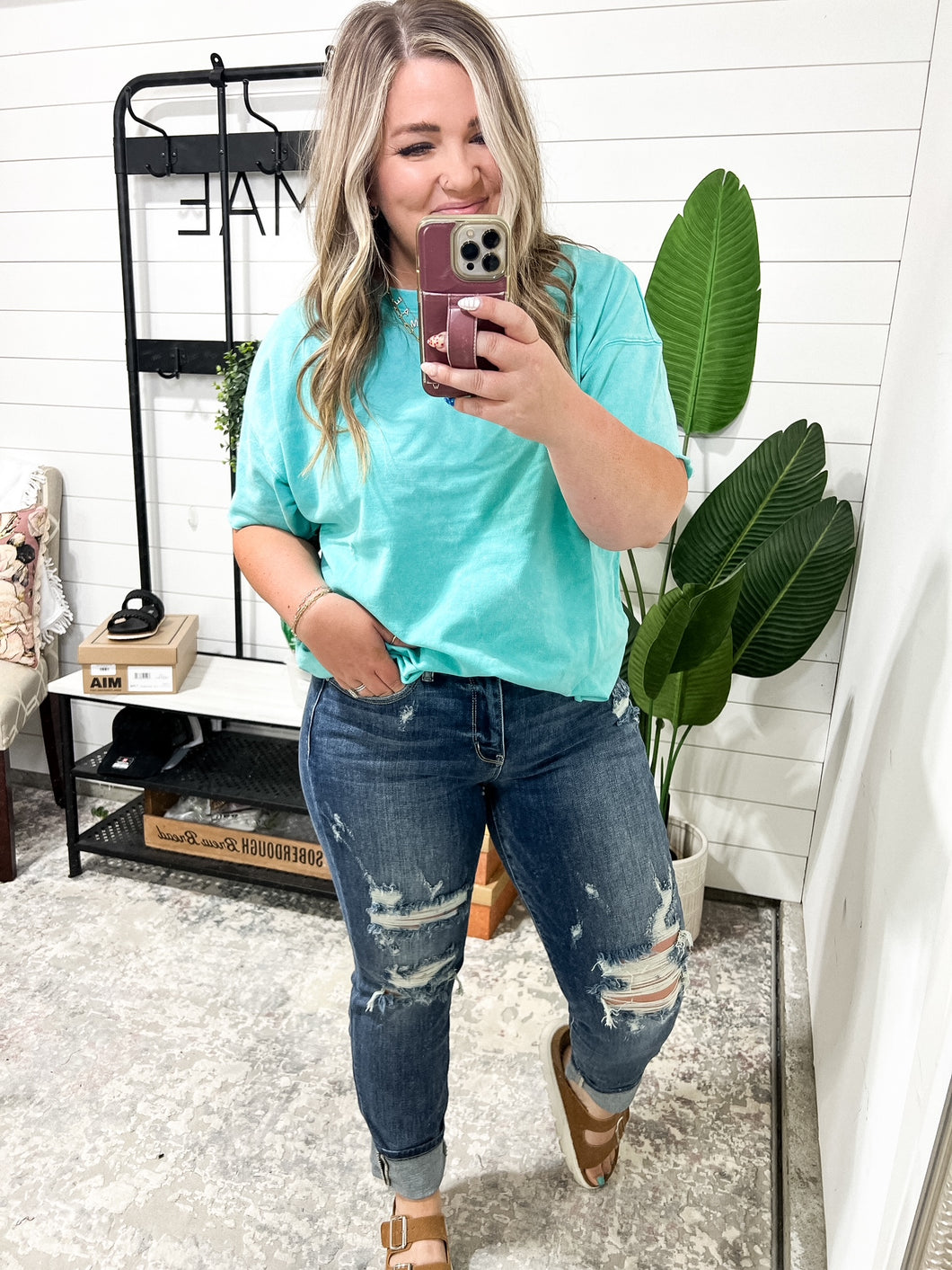 Danny Mid Rise Cuffed Destroy Judy Blue Boyfriend