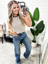 Load image into Gallery viewer, Holly Mid Rise Straight Judy Blue Jean