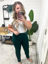 Load image into Gallery viewer, Magic Ankle Crop Skinny Pants in Hunter Green