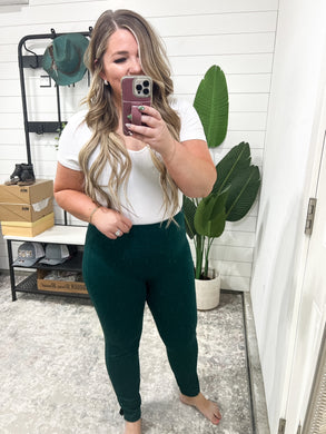 Magic Ankle Crop Skinny Pants in Hunter Green