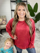Load image into Gallery viewer, Oversized Sweatshirt Pullover With Raw Seam Detail In Red