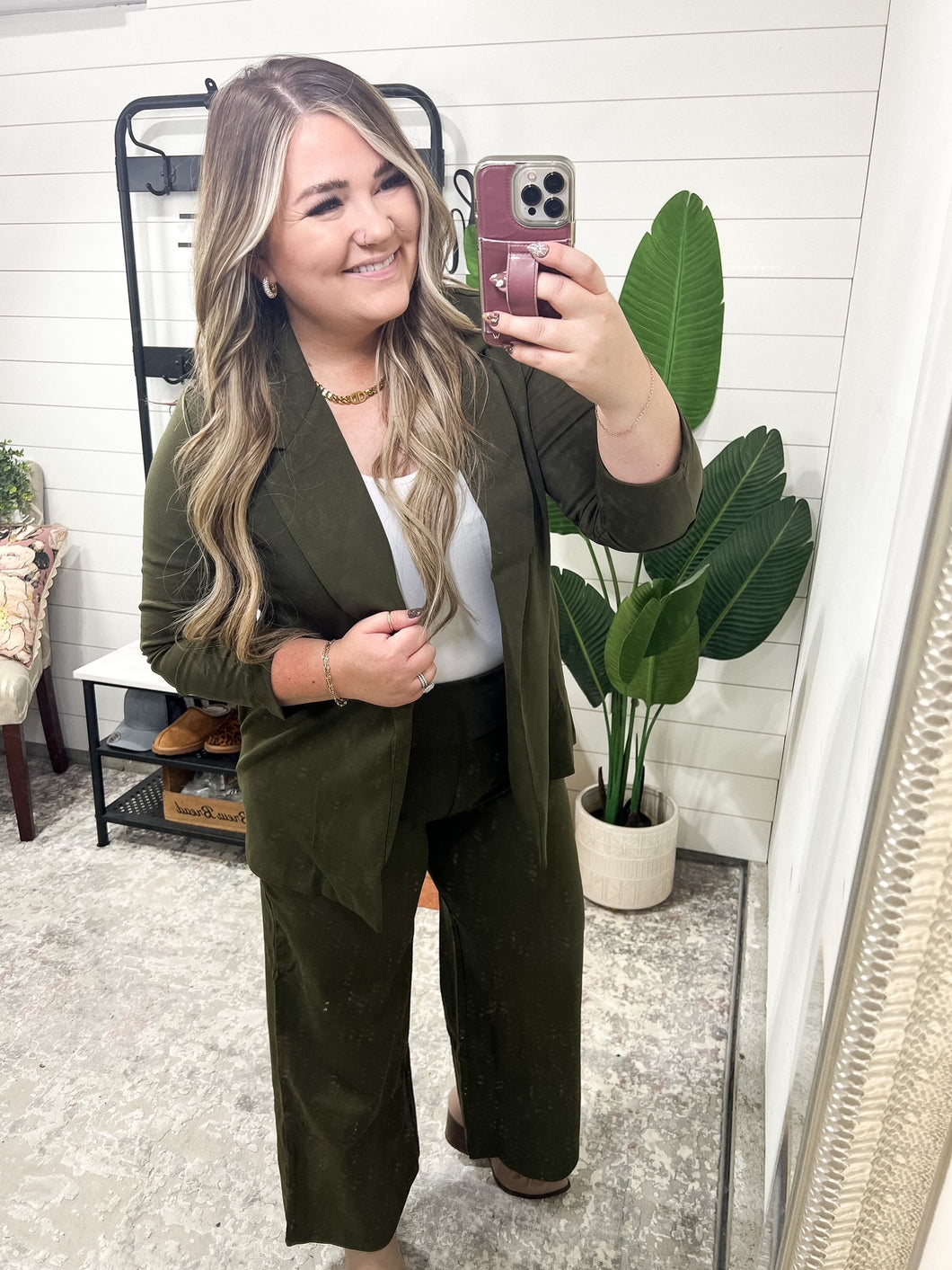 Magic Wide Leg Crop Pants in Olive