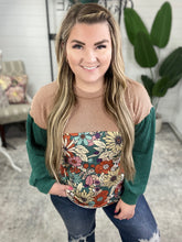 Load image into Gallery viewer, Retro and Ribbed Floral Color Block Top