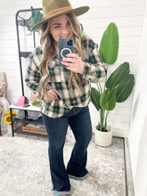 Load image into Gallery viewer, Jane High Rise Raw Hem Flare Judy Blue Jeans