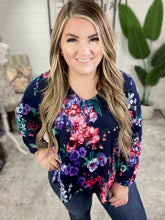 Load image into Gallery viewer, Stretchy Scoop Neck Top In Navy &amp; Pink/Purple Florals