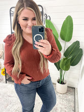 Load image into Gallery viewer, V Neck Top With Smocked Sleeve Detail In Urban Rose