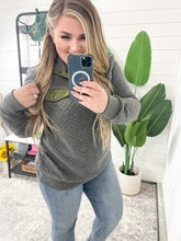 Load image into Gallery viewer, Quilted Pullover In Dark Grey &amp; Olive