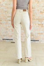 Load image into Gallery viewer, High Rise Distressed 90&#39;s Straight Judy Blue Jeans in Bone
