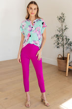 Load image into Gallery viewer, Lizzy Cap Sleeve Top in Lavender and Sky Floral