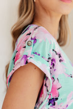 Load image into Gallery viewer, Lizzy Cap Sleeve Top in Lavender and Sky Floral