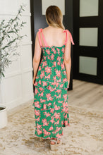 Load image into Gallery viewer, Low Effort, High Impact Tiered Dress in Green/Coral