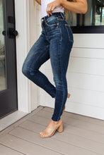 Load image into Gallery viewer, Lydia Mid Rise Vintage Raw Hem Skinny Judy Blue Jeans