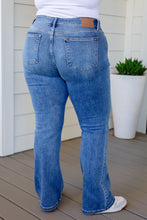 Load image into Gallery viewer, Mid Rise Vintage Button Fly Bootcut Judy Blue Jeans