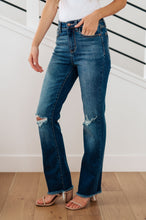Load image into Gallery viewer, Morgan High Rise Distressed Straight Judy Blue Jeans