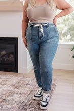 Load image into Gallery viewer, Payton Pull On Denim Judy Blue Joggers in Medium Wash