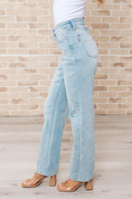 Load image into Gallery viewer, High Rise 90&#39;s Straight Judy Blue Jeans