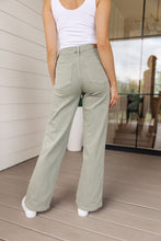 Load image into Gallery viewer, High Rise Front Seam Straight Judy Blue Jeans in Sage