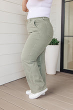 Load image into Gallery viewer, High Rise Front Seam Straight Judy Blue Jeans in Sage