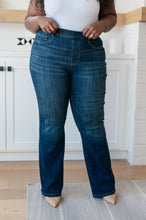 Load image into Gallery viewer, Ricki High Rise Pull On Slim Bootcut Judy Blue Jeggings