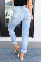 Load image into Gallery viewer, Americana Mid Rise Star Pocket Judy Blue Boyfriend Jeans