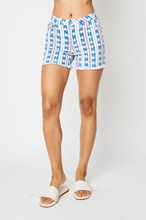 Load image into Gallery viewer, Mid Rise USA Star Fray Hem Judy Blue Shorts