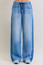 Load image into Gallery viewer, High Waist Wilhemina Elastic WB &amp; Side Panel Judy Blue Jeans