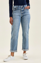 Load image into Gallery viewer, Mid Rise BILLIE Boyfriend LT Light Iced Indigo Judy Blue Jeans